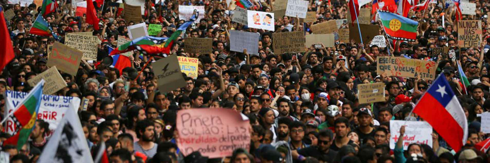 La sociedad civil chilena exigen un Estado social y democrático